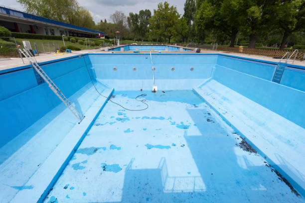 Best Water damage cleanup near me  in Breckenridge, MI